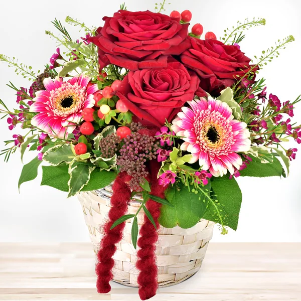 Blumengesteck Alles Liebe Rot-Pink im Rebkorb